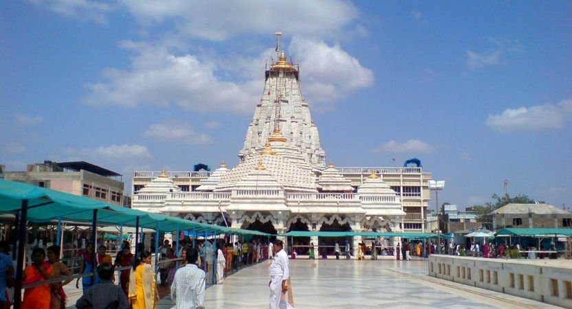 Ahmedabad to Ambaji Distance Cab | BookMyCab